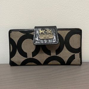 Coach wallet